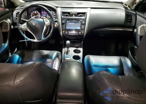 2015 Nissan Altima 2.5 from USA, damaged, VIN 1N4AL3AP4FC162705